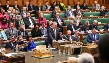 Britische Labour-Partei in Aufruhr: Starmers Kehrtwende bei Sozialausgaben
