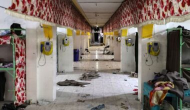 Personal und Inhaftierte: Iran: Angriff auf Ewin-Gefängnis forderte 71 Tote