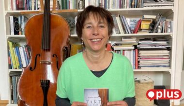 Cello, Grenzen, Generationen: Angela Kreuz‘ neuer Roman „Taktwechsel“