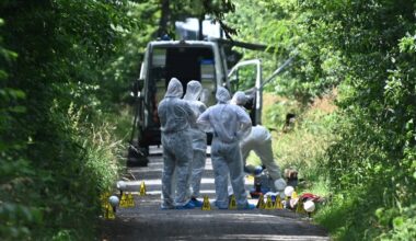 Nordrhein-Westfalen: 16-Jähriger stellt sich nach gewaltsamem Tod von Mutter und Kind