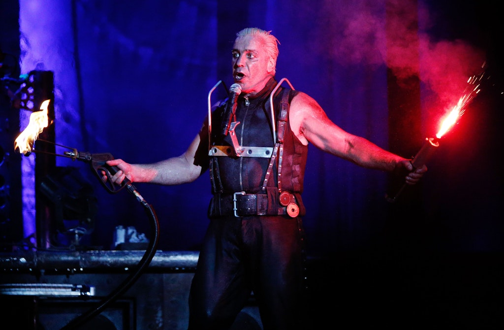 Till Lindemann schockiert mit neuem Lied und Ekel-Video: „Und die Engel singen“