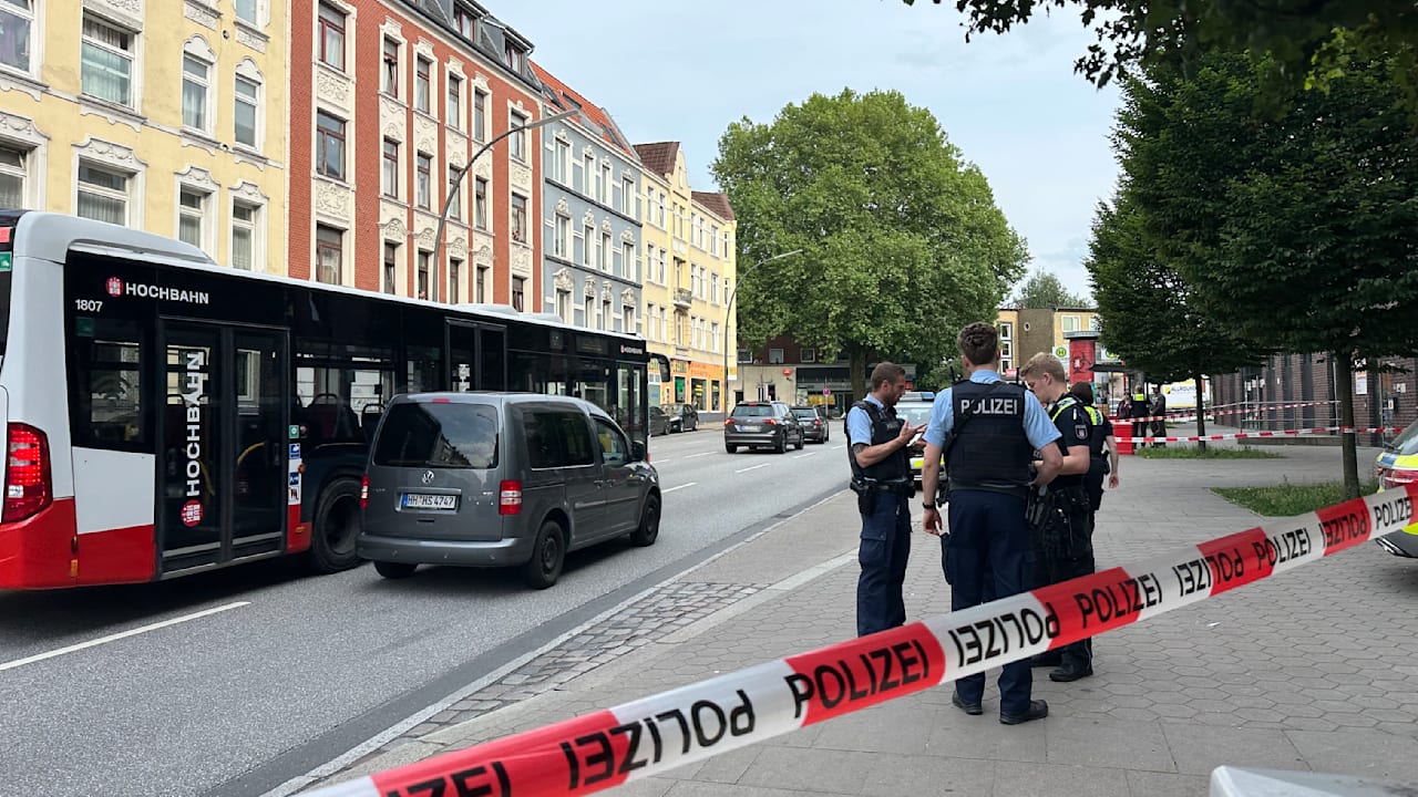 Raubversuch in Hamburg-Harburg eskaliert: Messerattacke in Linienbus | News
