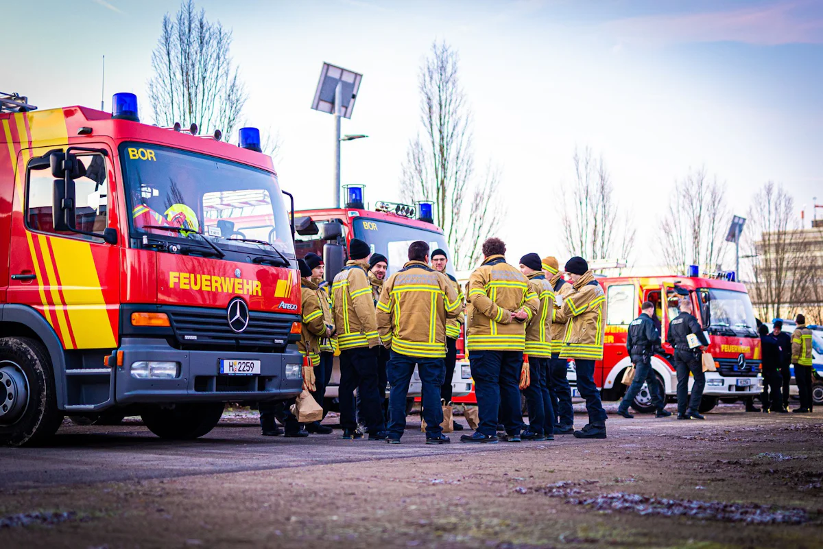 Niedersachsen - Feuerwehrpräsident wirbt für mehr aktive Frauen - Panorama