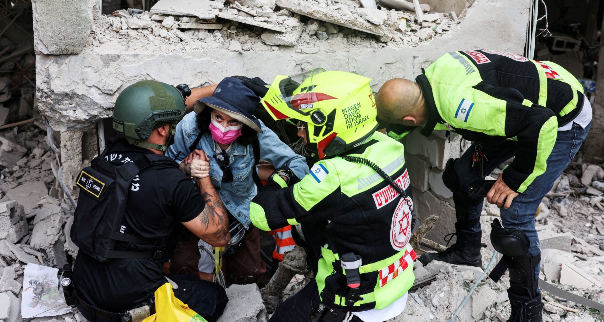 Welt wartet auf Irans Reaktion nach Trumps Ankündigung der "Vernichtung" von Nuklearanlagen