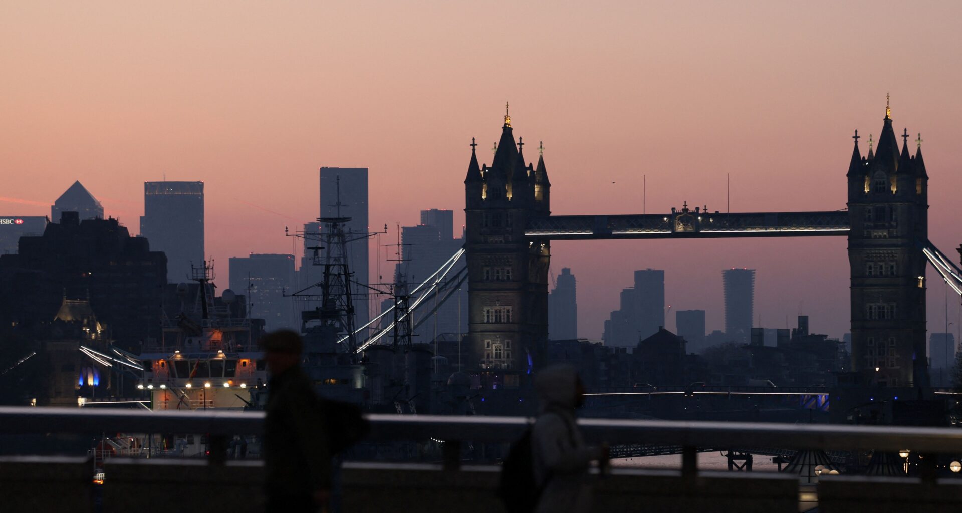 Großbritannien setzt auf Hightech-Industrie und saubere Energie im neuen Zehnjahresplan