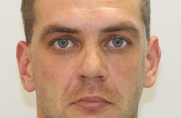 POL-HB: Nr.: 0416 --Polizei Bremen fahndet mit Foto nach vermisstem Mann--