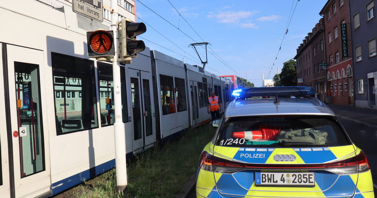 Mannheim: Straßenbahn kollidiert mit Person (Update) - Polizeiberichte aus Rhein-Neckar-Odenwald