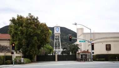 Sich wandelnde Branche: Warner Bros wird aufgeteilt: TV soll alleine dastehen