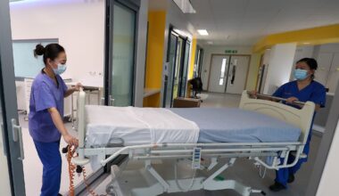 Gesundheitssystem kollabiert: Pflegekräfte: Patienten sterben in Großbritannien auf Fluren
