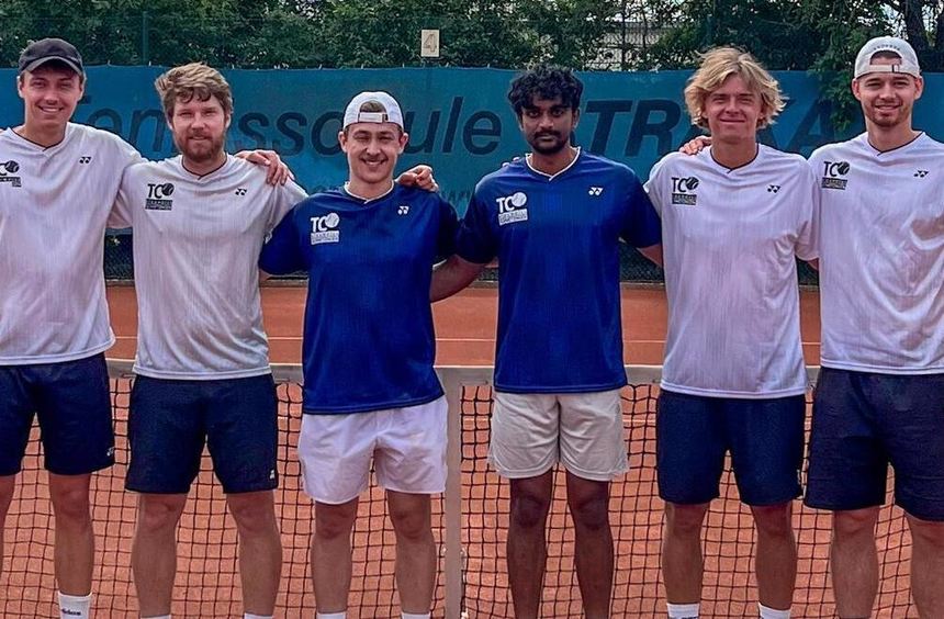 Schwetzinger Oberliga-Tennisspieler schlagen Karlsruhe