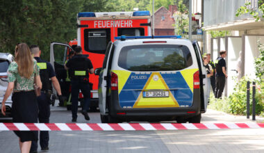 Mord in Berlin: Mann in Zehlendorf erstochen, Täter flüchtet | Regional