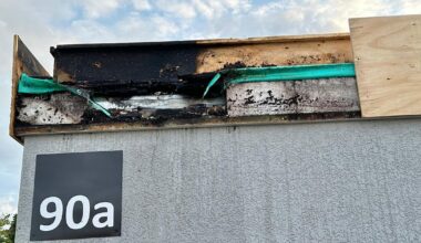 Bielefelder Feuerwehr bekommt Dachbrand mit neuem Löschgerät schnell unter Kontrolle