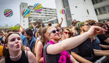 Campus-Festival 2025 in Bielefeld: Vorhang auf für den Überraschungs-Act