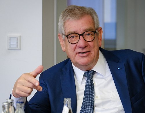 Unternehmer-Chef Arndt Kirchhoff sieht mehr Potenzial in den NRW-Gemeinden. - © Andreas Zobe