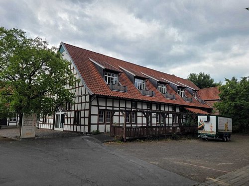 Im ehemaligen Hotel-Restaurant Graf Berhard werden bald Geflüchtete untergebracht. - © Jonas Damme