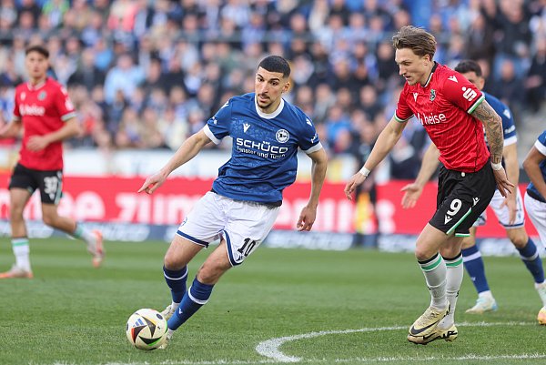 Nun ist es offiziell: Der Vertrag von Arminia-Spieler Nassim Boujellab wird nicht verlängert. - © Oliver Krato