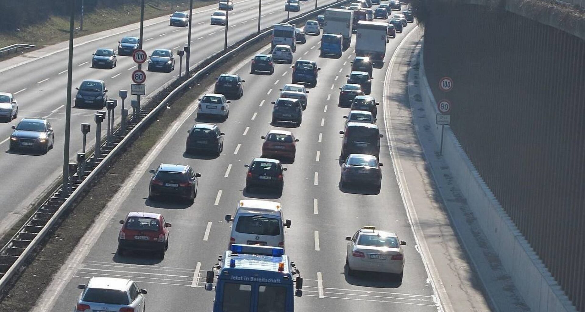 Auf dem Bielefelder Ostwestfalendamm wird jetzt die rechte Fahrspur gesperrt | Haller Kreisblatt