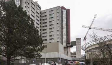 Groß-Krankenhaus in Bielefeld schreibt rote Zahlen und strukturiert massiv um