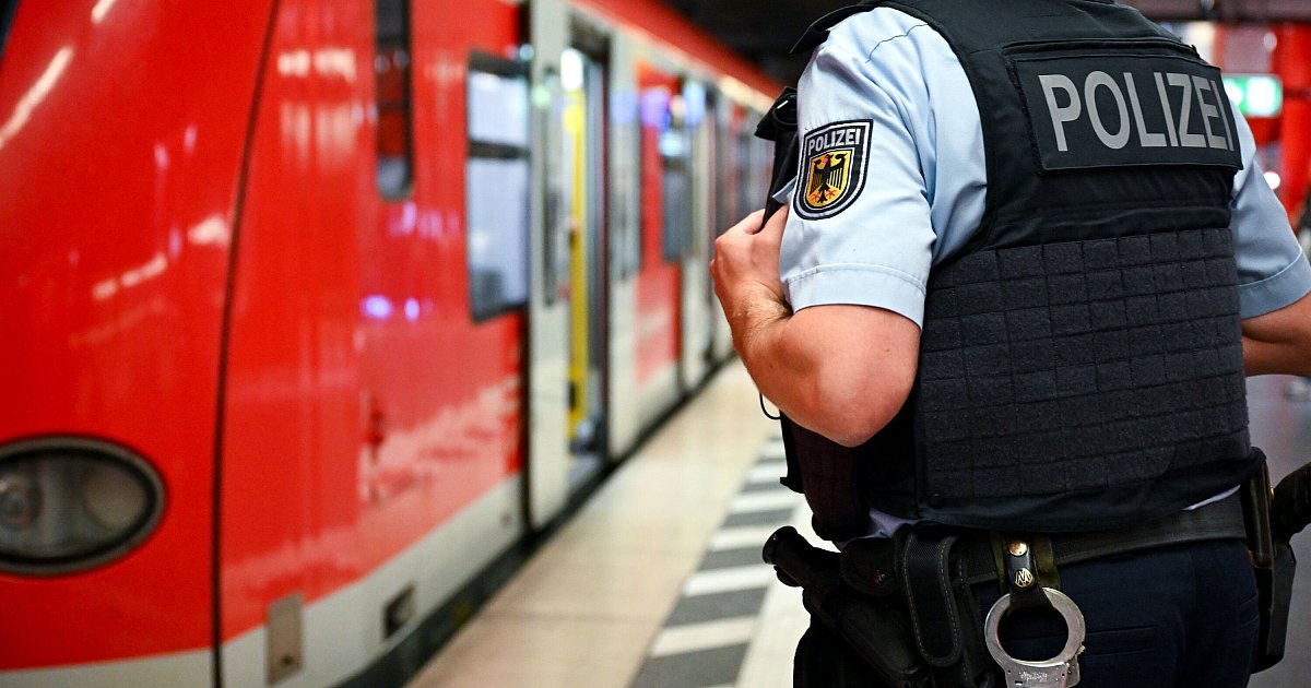Festnahme am Hauptbahnhof: Mann greift Frauen im Zug nach Bielefeld unsittlich an