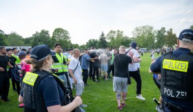 Fußball: Nach Wembley-Tor in Berlin: Randale bei Viertliga-Aufstieg | Sport