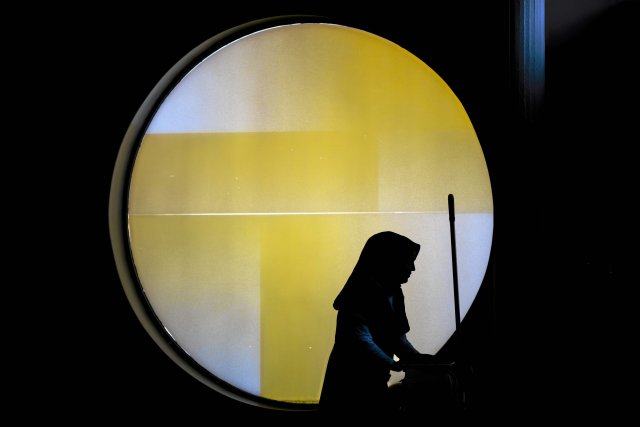 Insbesondere Muslimas erfahren laut aktueller Statistik Rassismus – der Verein Claim verweist auf das Vermischen von Sexismus und Rassismus.