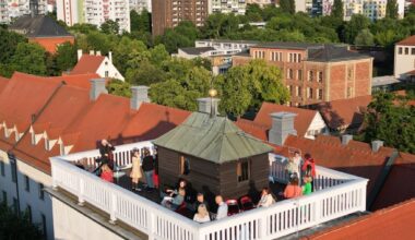 Livemusik über den Dächern von Halle: Die Franckeschen Stiftungen laden Besucher  auf den Altan des Historischen Waisenhauses ein.