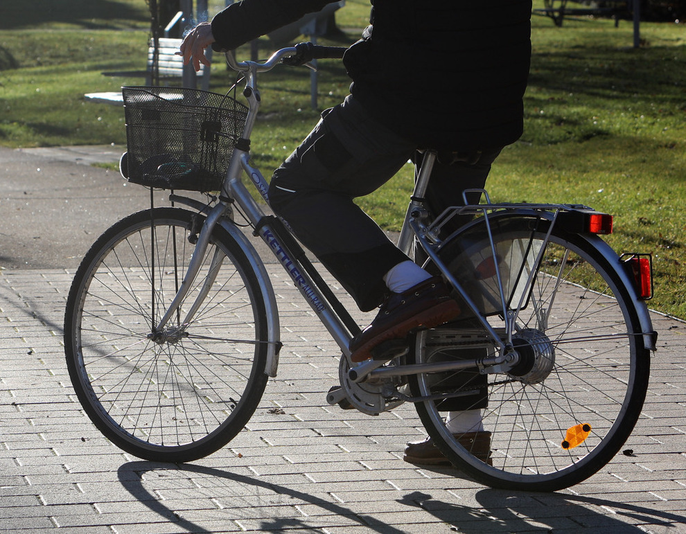 Radfahrerin in Fellbach gestürzt: Verdacht auf Schädelfraktur - Polizeibericht Rems-Murr-Kreis