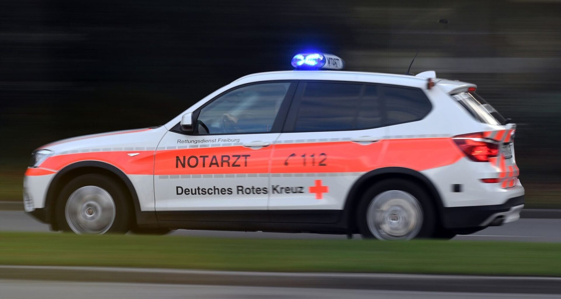 Karlsruhe: Mann verletzt zwölf Menschen mit Pfefferspray - Baden-Württemberg