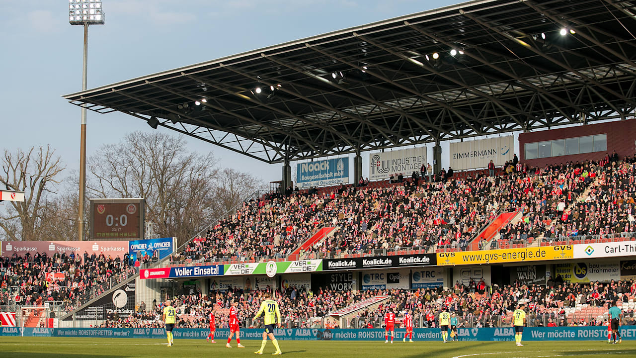 Energie Cottbus: Alarm! Traditionsklub fliegt Kader auseinander | Regional
