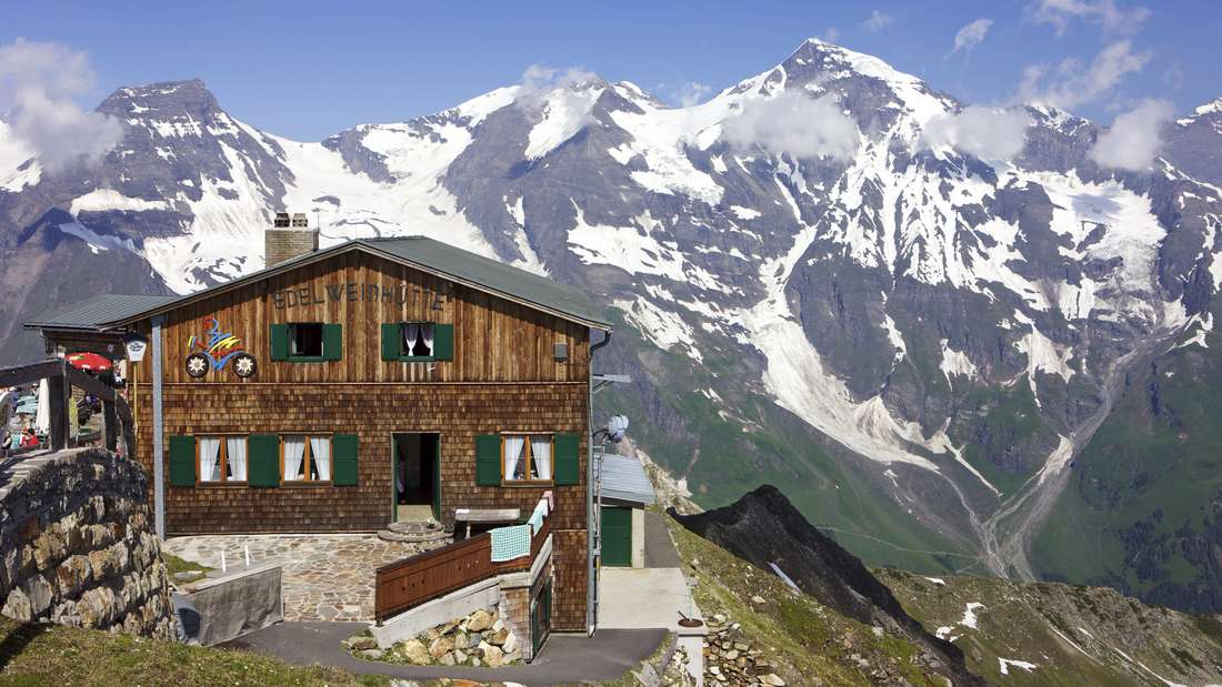 Die Edelweißhütte auf der Edelweiß-Spitze auf der Großglockner Hochalpenstraße