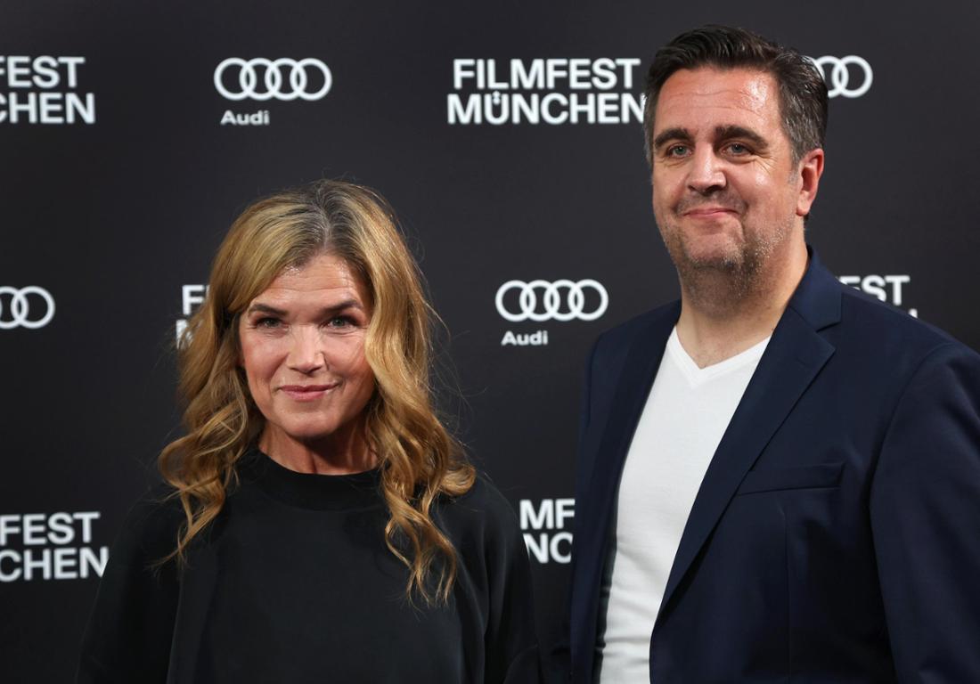 Die Schauspieler Anke Engelke und Bastian Pastewka bei der Premiere ihrer Serie „Perfekt Verpasst“ auf dem Filmfest München.