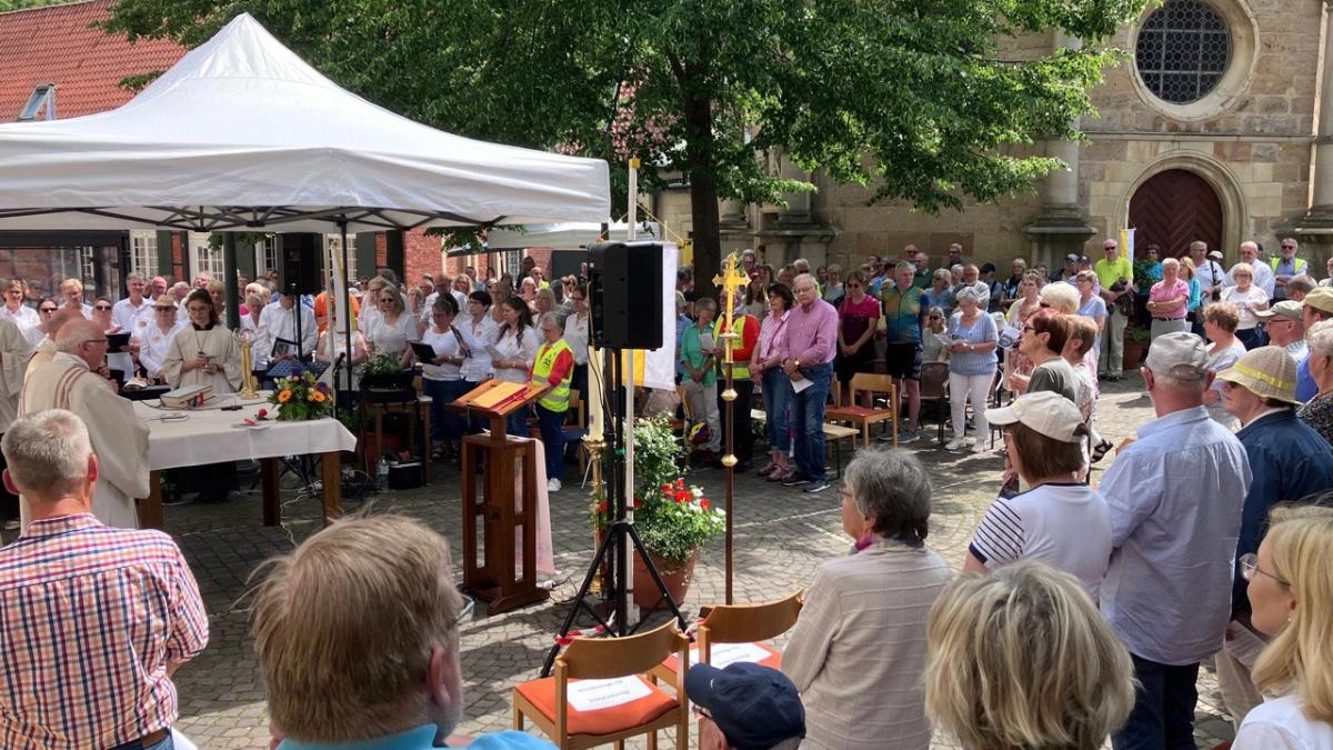 Zweite Fahrradwallfahrt stärkt Gemeinschaft in Gellenbeck