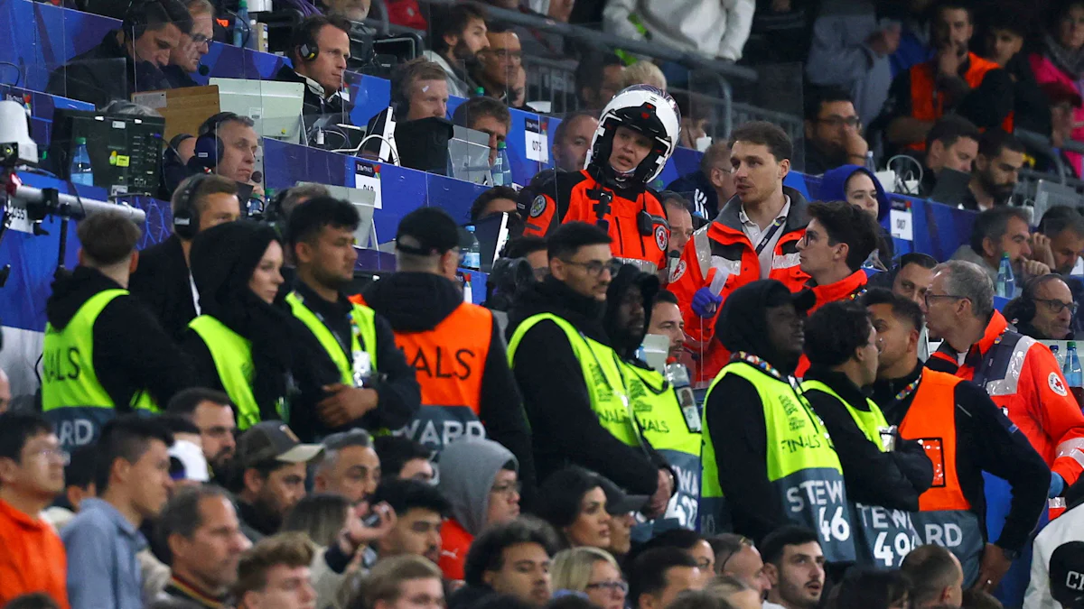 Nations League: Fan tot nach Absturz in Münchner Allianz Arena – was bekannt ist - München