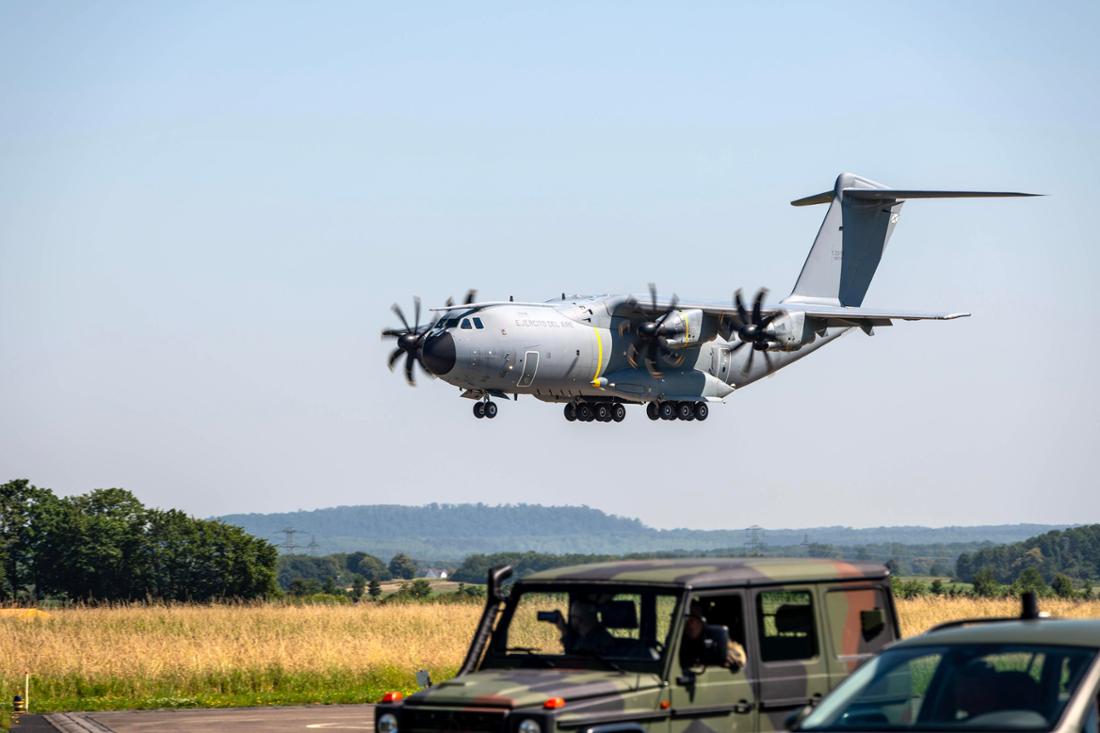 Frachtflugzeug