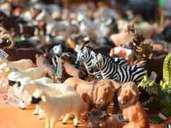 Deutsche Spielwarenhersteller wie Playmobil oder Schleich verkaufen ihre Artikel auch in Übersee