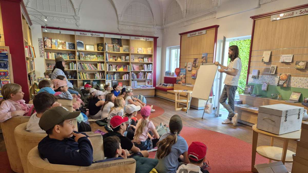 Wie Bücher und Literatur entstehen