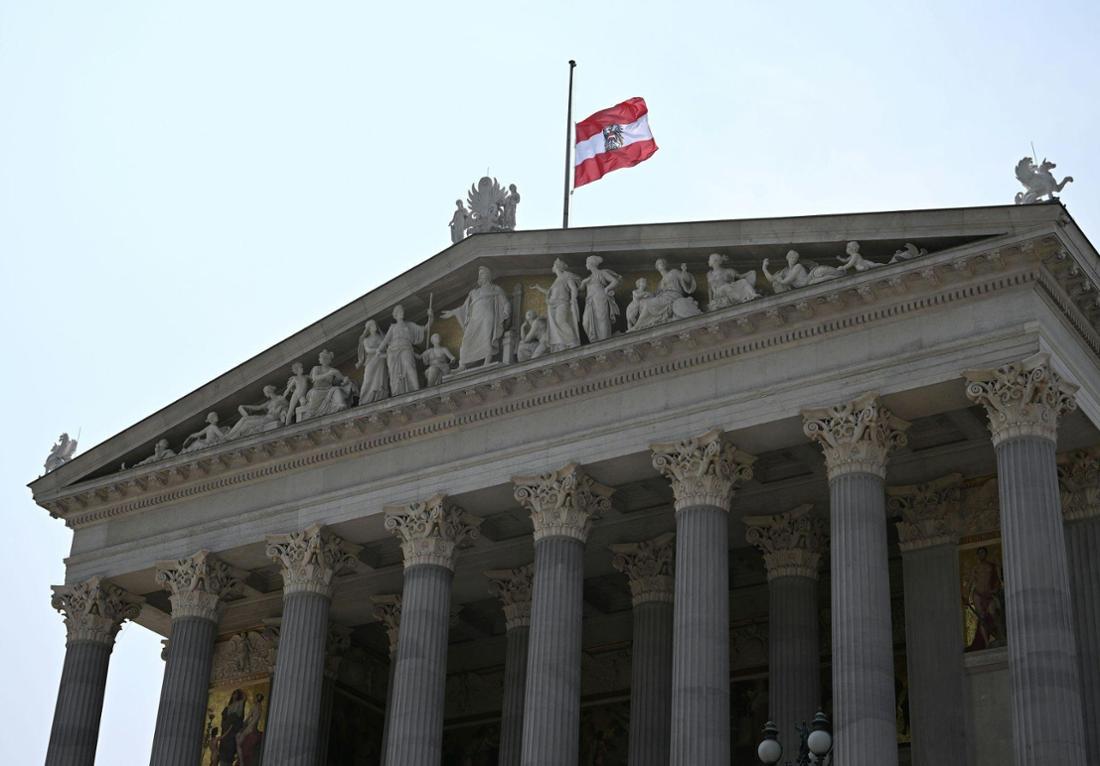 Großeinsatz an Schule in Graz