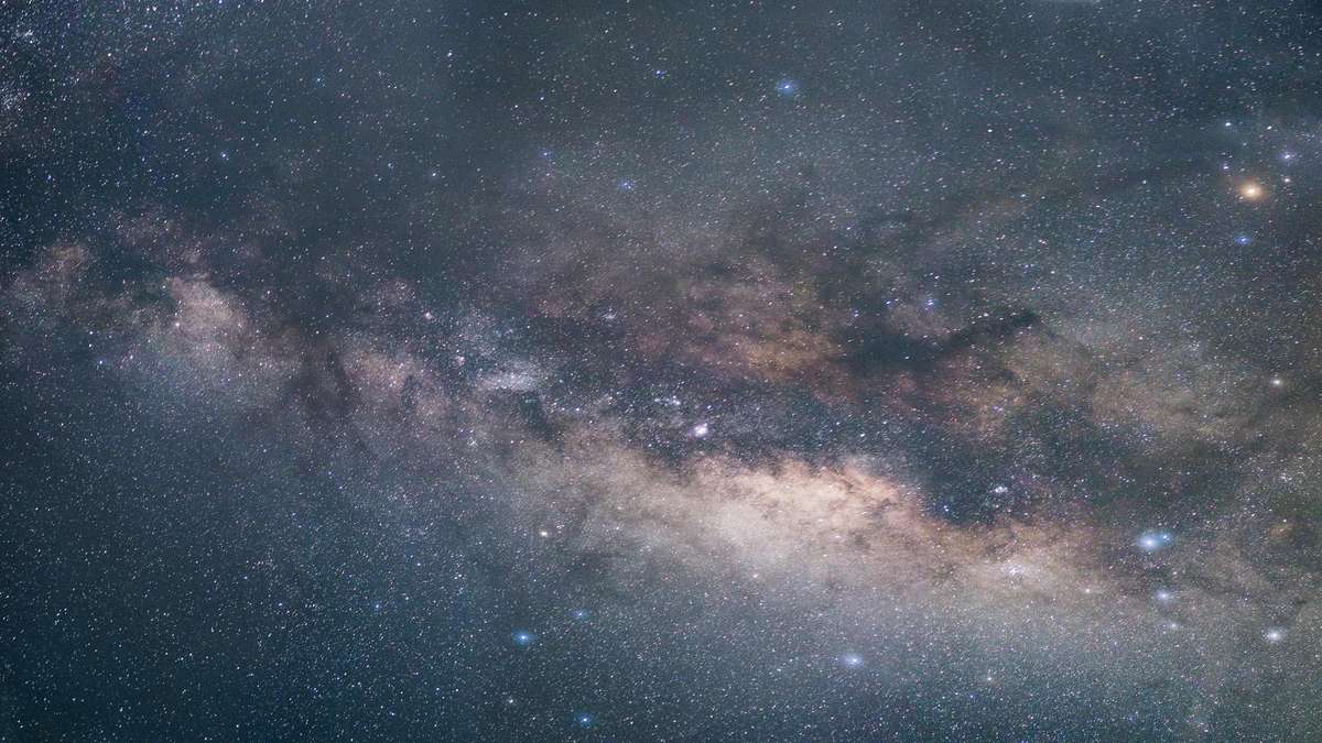 Beste Zeit beginnt jetzt: Milchstraße am Himmel beobachten