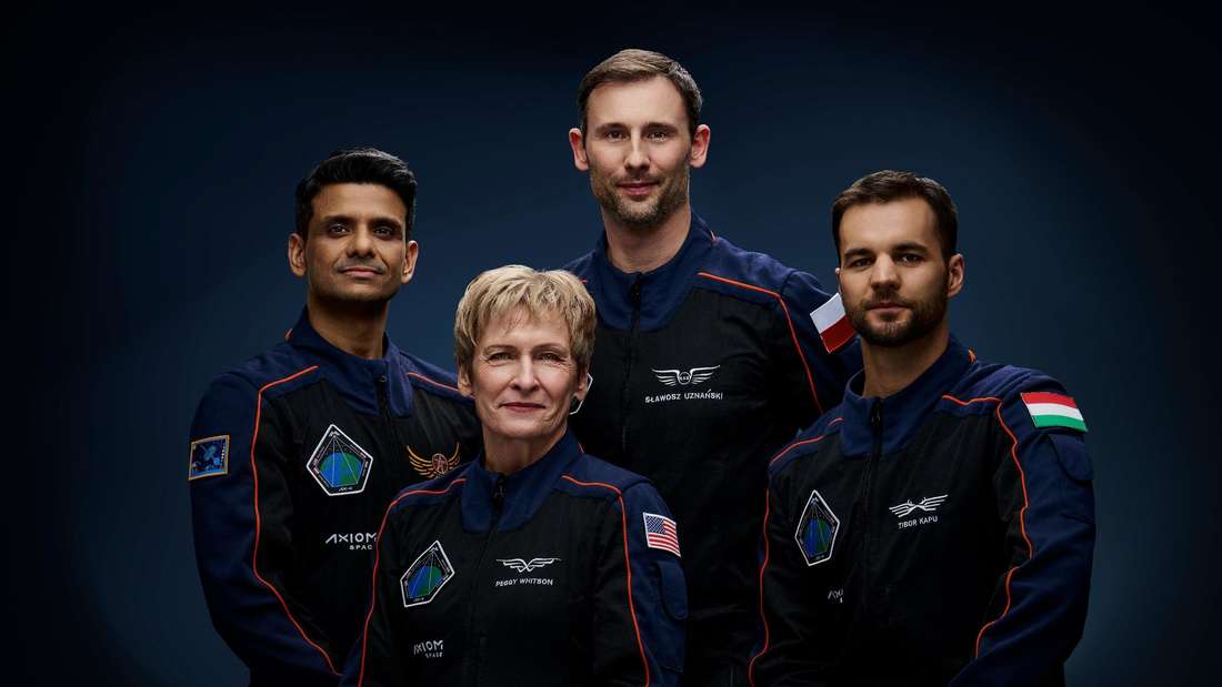 Peggy Whitson ist lange Zeit für die Nasa als Astronautin tätig gewesen. Jetzt ist sie Kommandantin beim privaten Unternehmen Axiom Space. Ihre Crew bei der 4. Axiom-Mission zur ISS (v.l.): Shubhanshu Shukla (Indien), Sławosz Uzanański-Wiśniewksi Esa-Projektastronaut aus Polen) und Tibor Kapu (Ungarn).