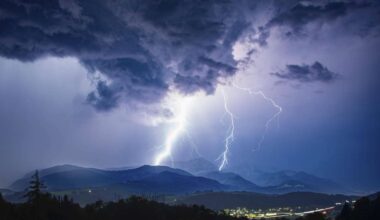 Unwetter in Alpen von Tirol – Blitz tötet Wandergruppe
