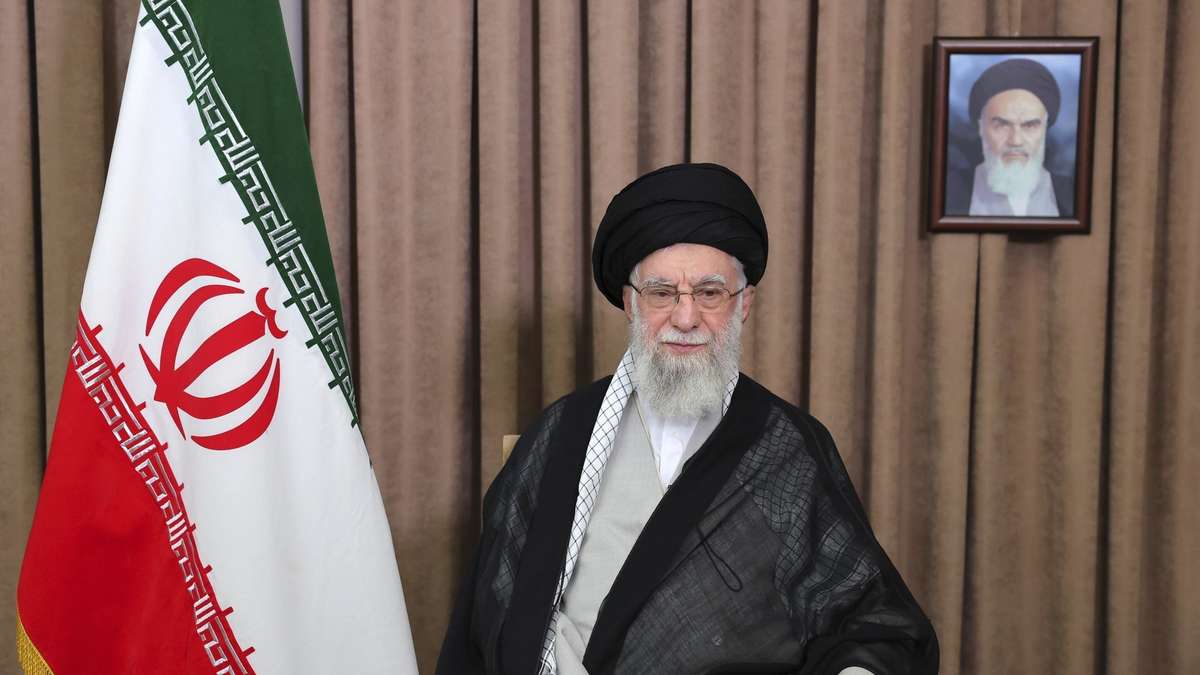 Ayatollah Chamenei wird zunehmend isoliert