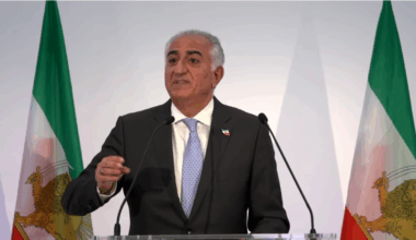 Schah-Erbe Pahlavi legt Plan für Umsturz der Mullahs im Iran vor