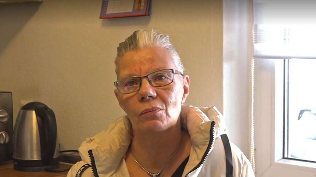 Hartz und herzlich in den Benz-Baracken in Mannheim, Beate hat starke Zahnschmerzen