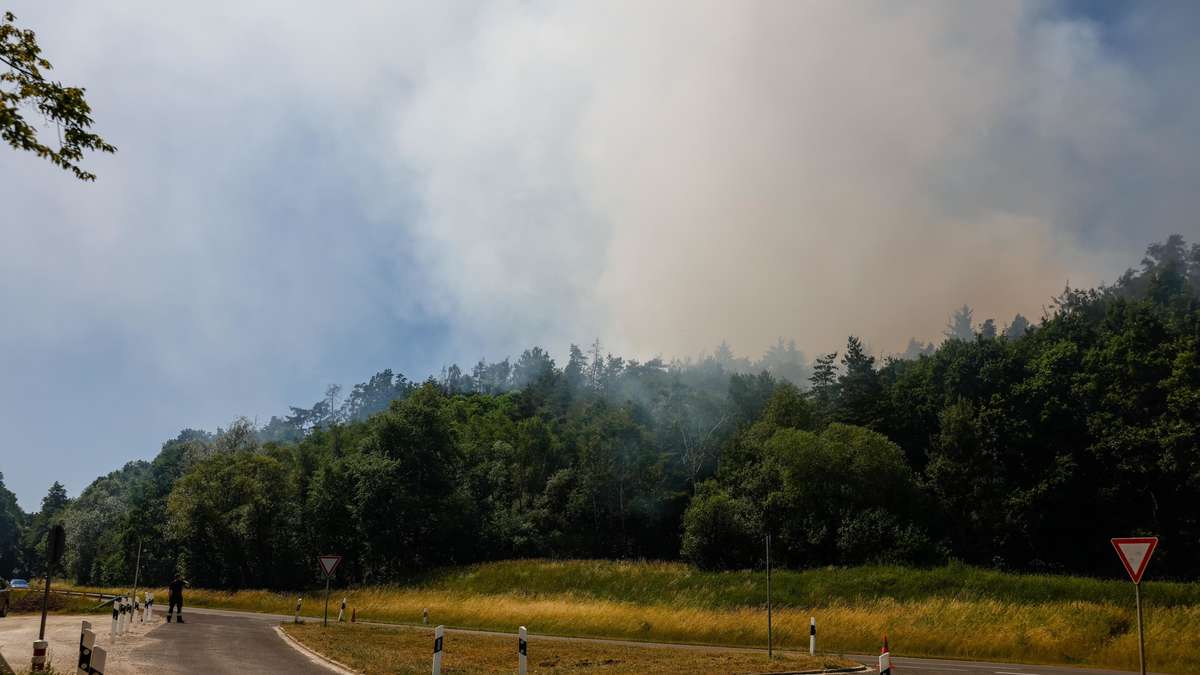 Feuer breitet sich schnell aus