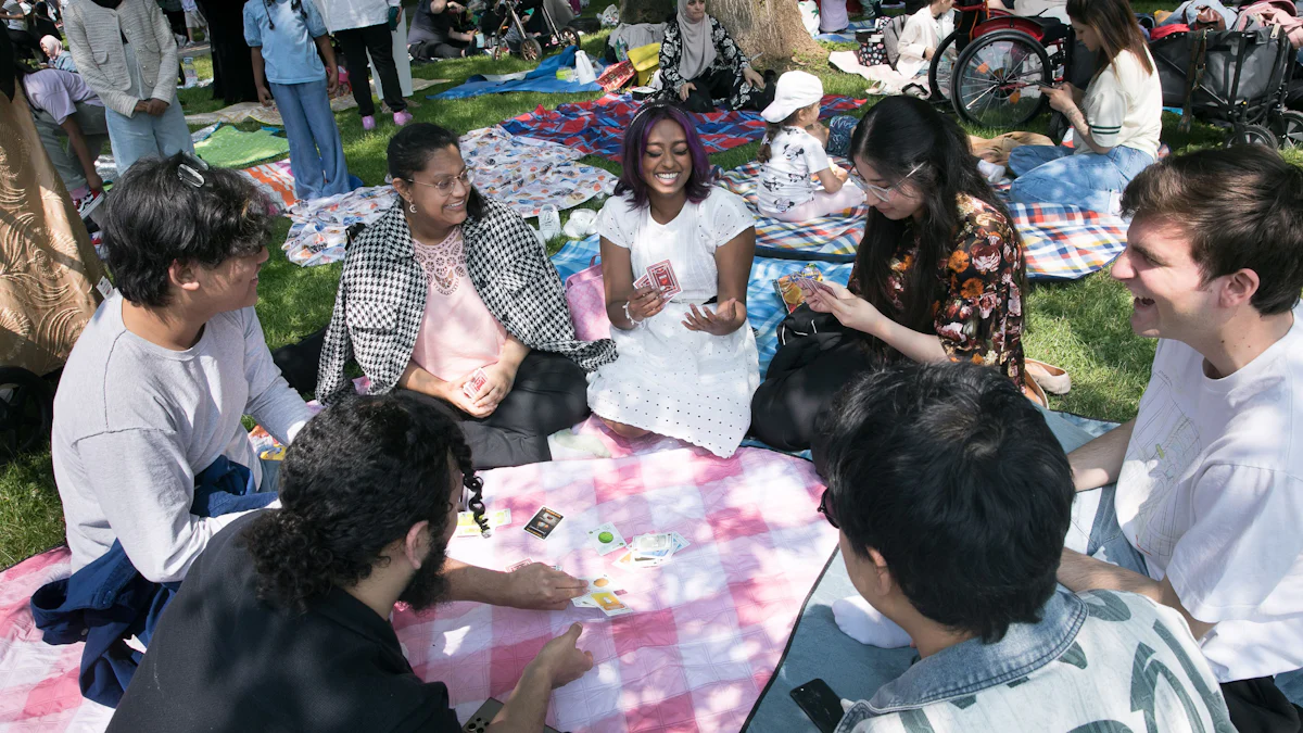 München: Tausende Muslime feiern im Luitpoldpark das Opferfest Eid al-Adha - München