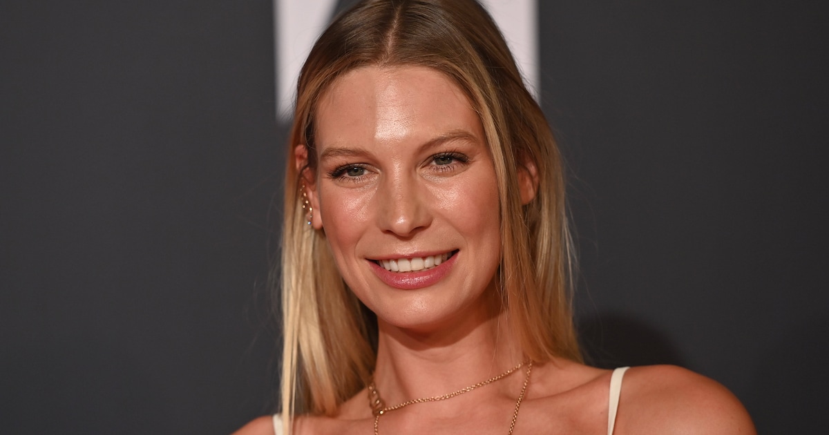 Dusch-Fotos: Schweinsteiger-Ex Sarah Brandner bricht nach 6 Monaten Funkstille