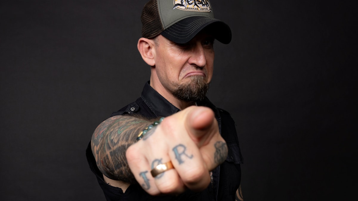 Volbeat-Sänger Michael Poulsen: „Teufel werden von Menschen gemacht“