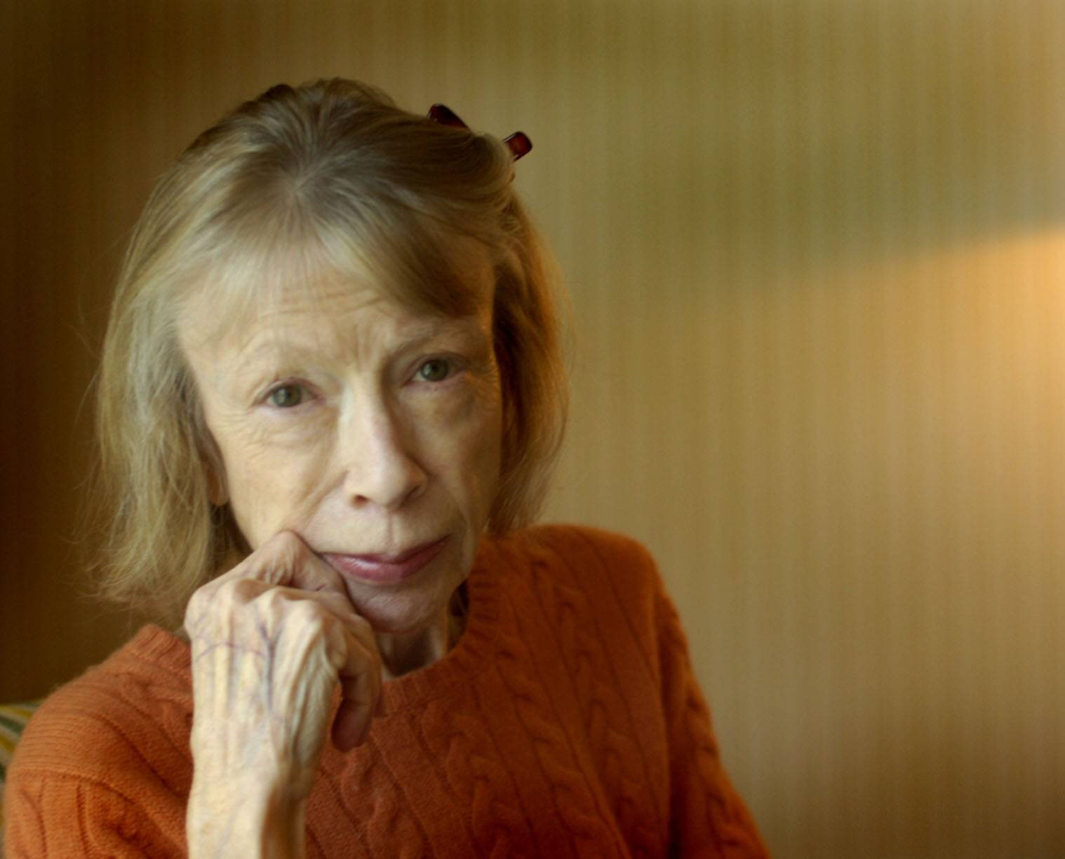 Joan Didion, eine der führenden amerikanischen Schriftstellerinnen, spricht über ihr Buch ’The Year of Magical Thinking’ im Four Seasons Hotel, San Francisco, 2005.