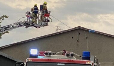 Lagerhalle am Pyramidenring brennt erneut