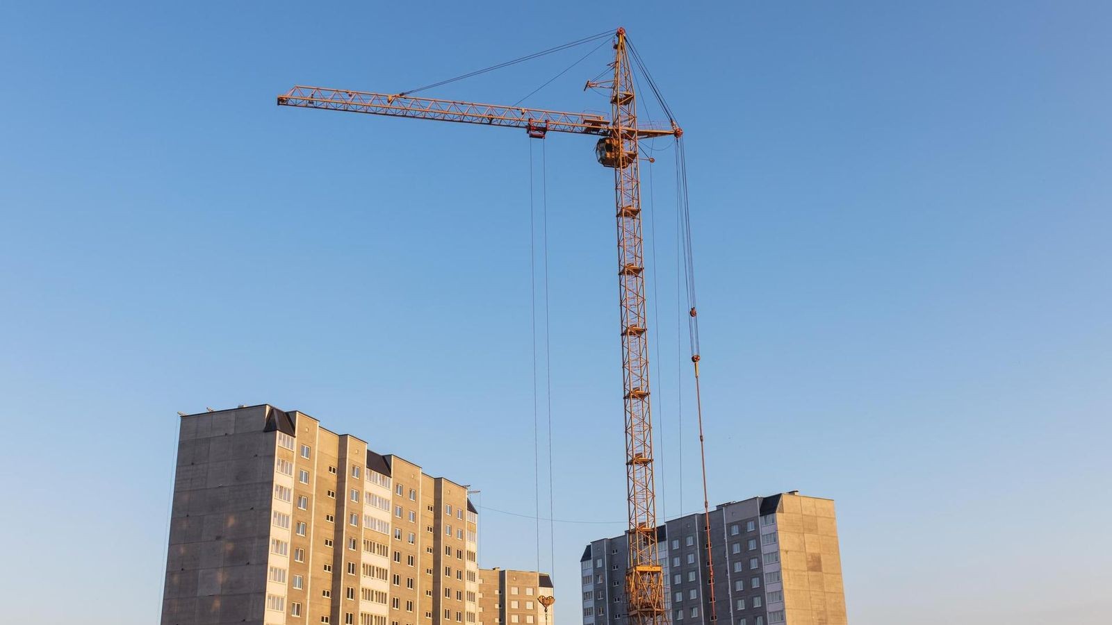 Neue Prognose zu Bauzinsen – Profis uneinig